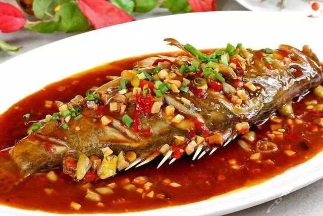 大名鼎鼎的徽菜经典臭鳜鱼，是这样做出来的-3.jpg