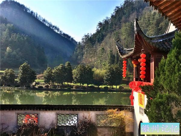 有”中国十佳最具魅力名镇“之称的西递，距黄山仅40公里-8.jpg