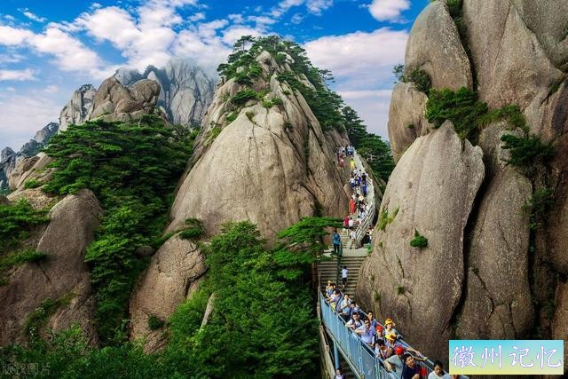 有多少人可以攀登天都峰？-3.jpg