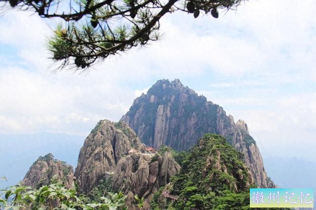 跟着课本去旅行：爬天都峰-1.jpg