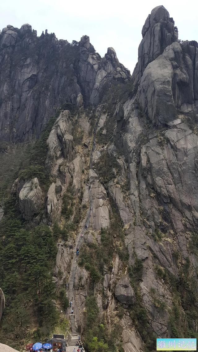 带你游览黄山天都峰-15.jpg