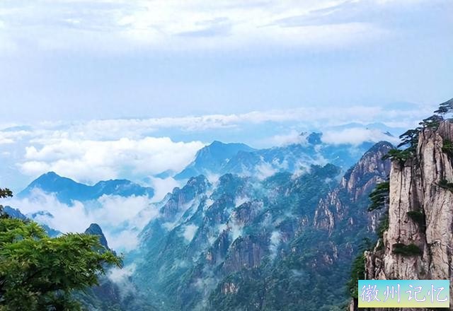 我去了黄山，没想到黄山有这么多著名景点，特别是迎客松-1.jpg