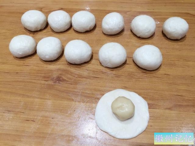 告诉你做蟹壳黄烧饼小窍门，这样烤出来的蟹壳黄，好看又好吃-8.jpg