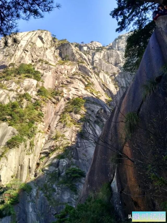 独攀黄山天都峰纪实：迤逦上天都，骑鲸腾汗漫-16.jpg