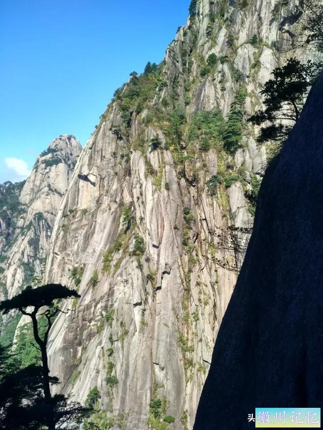 独攀黄山天都峰纪实：迤逦上天都，骑鲸腾汗漫-17.jpg
