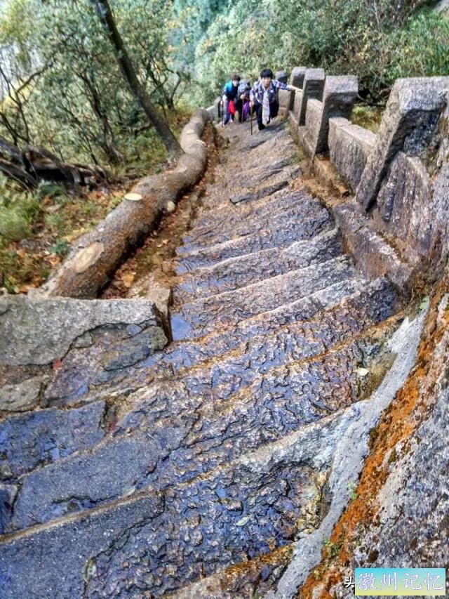 独攀黄山天都峰纪实：迤逦上天都，骑鲸腾汗漫-23.jpg