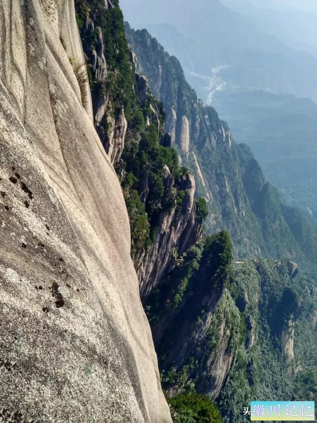 独攀黄山天都峰纪实：迤逦上天都，骑鲸腾汗漫-48.jpg