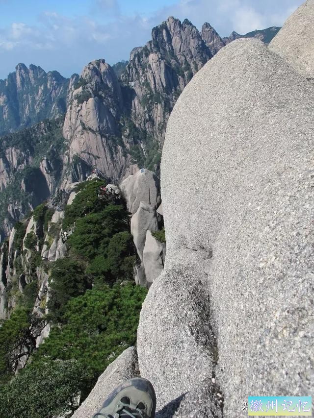 独攀黄山天都峰纪实：迤逦上天都，骑鲸腾汗漫-45.jpg