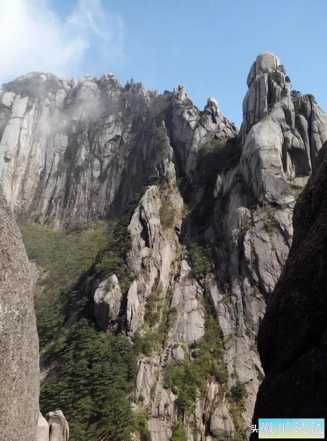 独攀黄山天都峰纪实：迤逦上天都，骑鲸腾汗漫-61.jpg