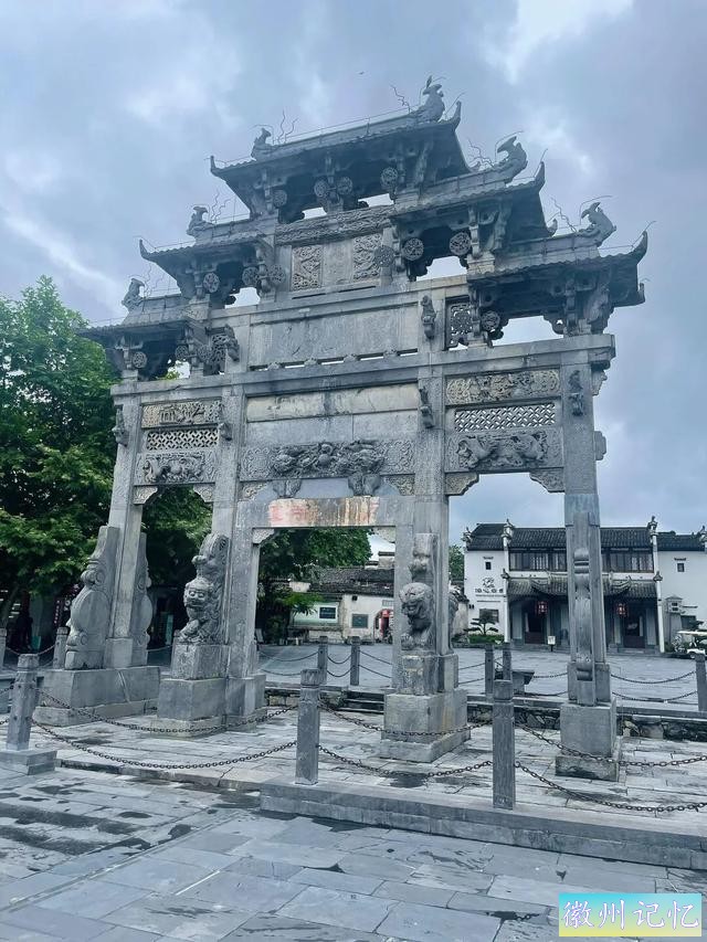 带你参不雅观西递村胡氏宗祠-5.jpg