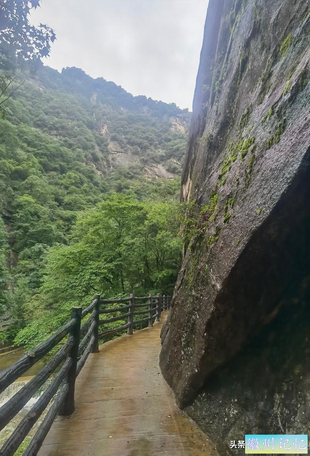 徒步太白山（一）莲花峰瀑布、三国古栈道、世外桃源、上板寺-31.jpg