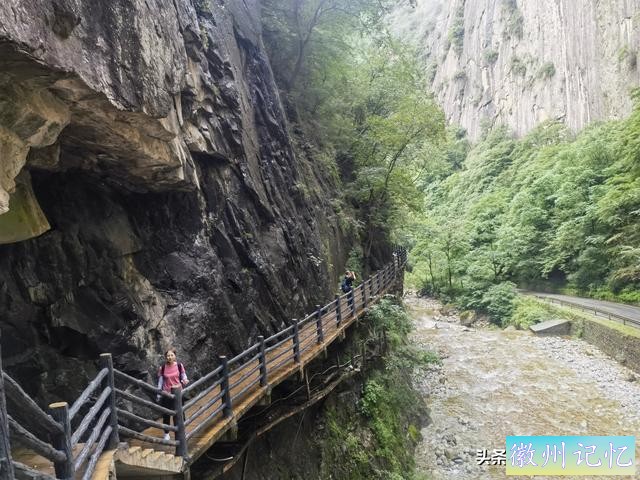 徒步太白山（一）莲花峰瀑布、三国古栈道、世外桃源、上板寺-42.jpg