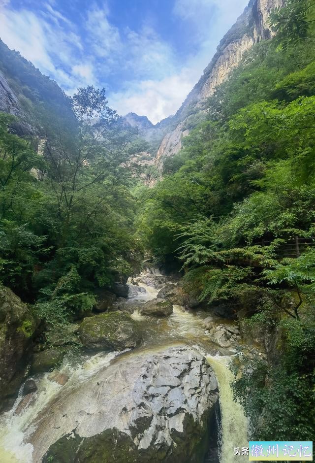 徒步太白山（一）莲花峰瀑布、三国古栈道、世外桃源、上板寺-48.jpg