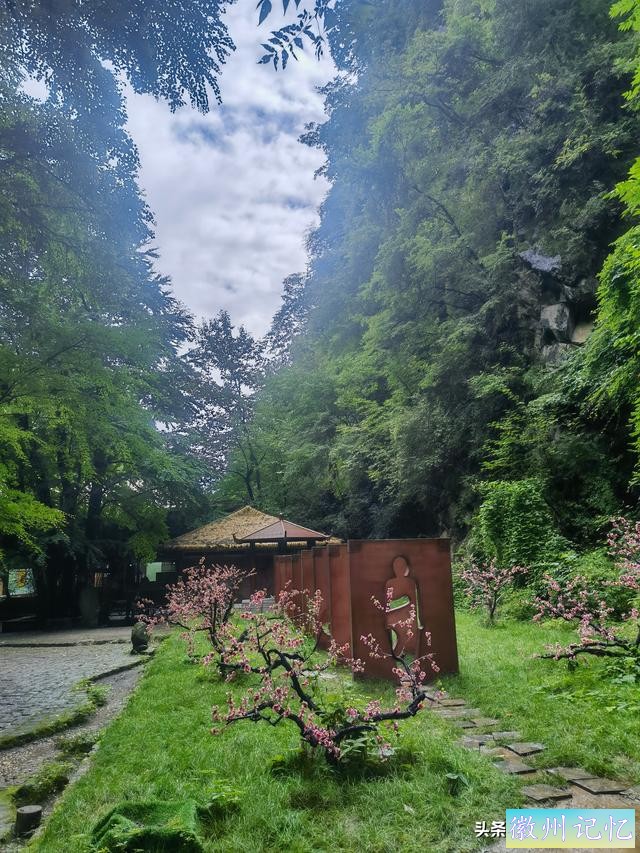徒步太白山（一）莲花峰瀑布、三国古栈道、世外桃源、上板寺-74.jpg