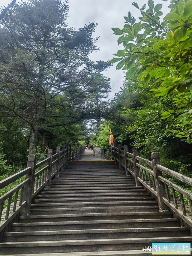徒步太白山（一）莲花峰瀑布、三国古栈道、世外桃源、上板寺-92.jpg