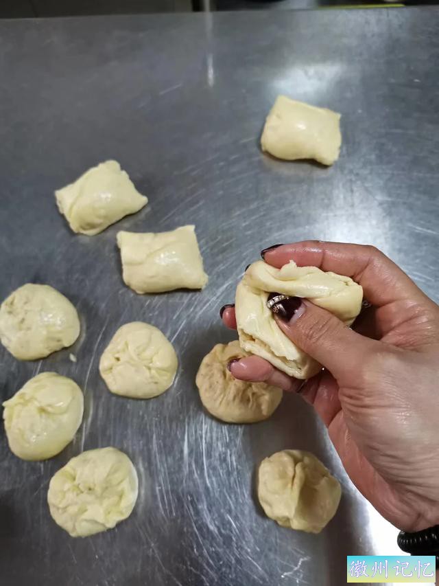 有肉又有馅的烧饼你吃过吗，这可是乾隆皇帝吃过亲自命名皇印烧饼-8.jpg