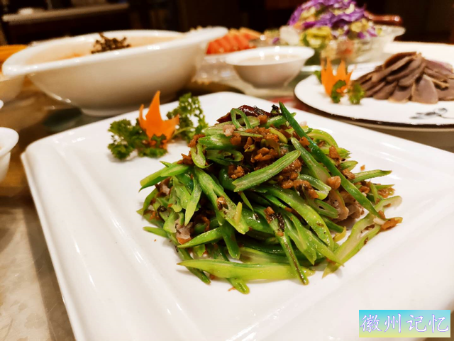 朱自清口中秦淮八绝，鸭血粉丝汤+蟹壳黄烧饼…百年永和园的美味-13.jpg
