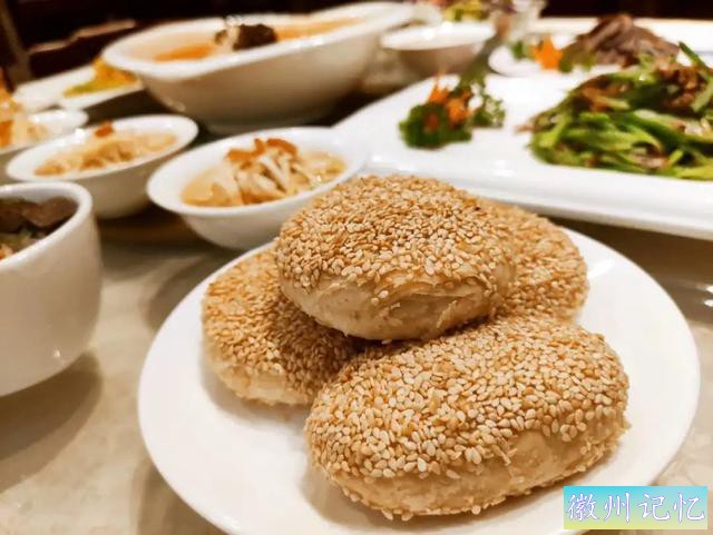 朱自清口中秦淮八绝，鸭血粉丝汤+蟹壳黄烧饼…百年永和园的美味-25.jpg
