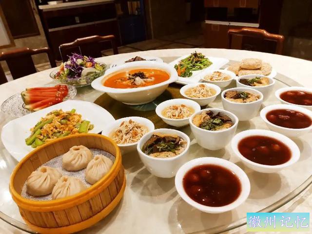 朱自清口中秦淮八绝，鸭血粉丝汤+蟹壳黄烧饼…百年永和园的美味-30.jpg