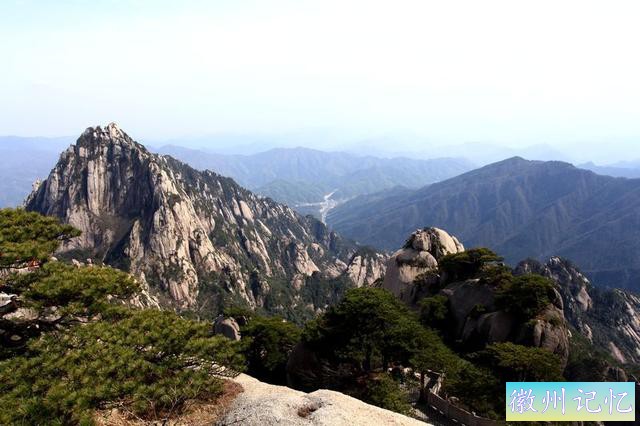 黄山最高的峰，“莲花峰”-4.jpg