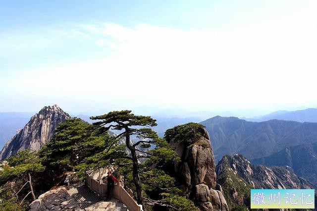 黄山最高的峰，“莲花峰”-2.jpg