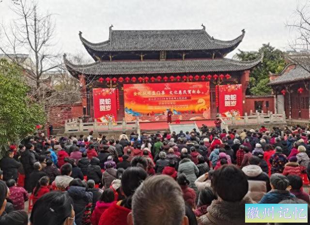 安徽霍山：人人都是迎客松  主峰脚下主人翁-1.jpg