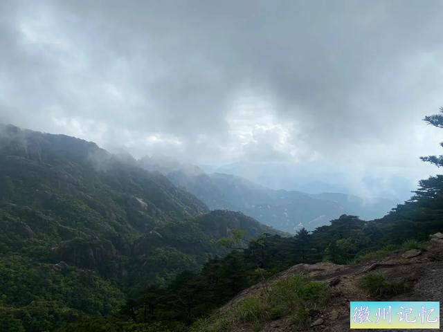 天都峰：黄山之巅，云端之上的仙境！-3.jpg